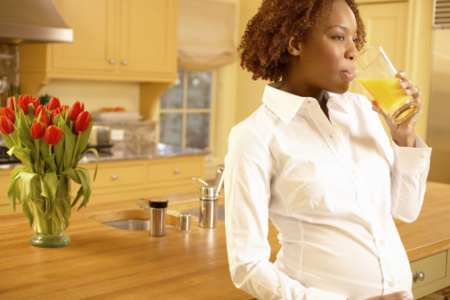 7 Healthy Gift Ideas for Your Mom This Mother's Day